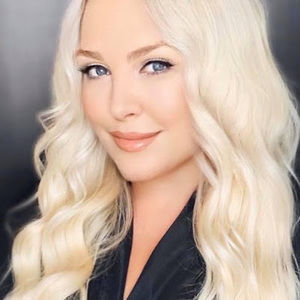 Meet your Posher, Melanie